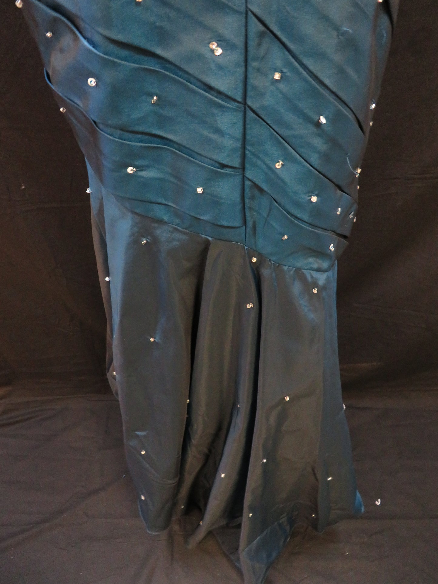 Mori Lee - Strapless Fit-and-Flare Blue Evening gown