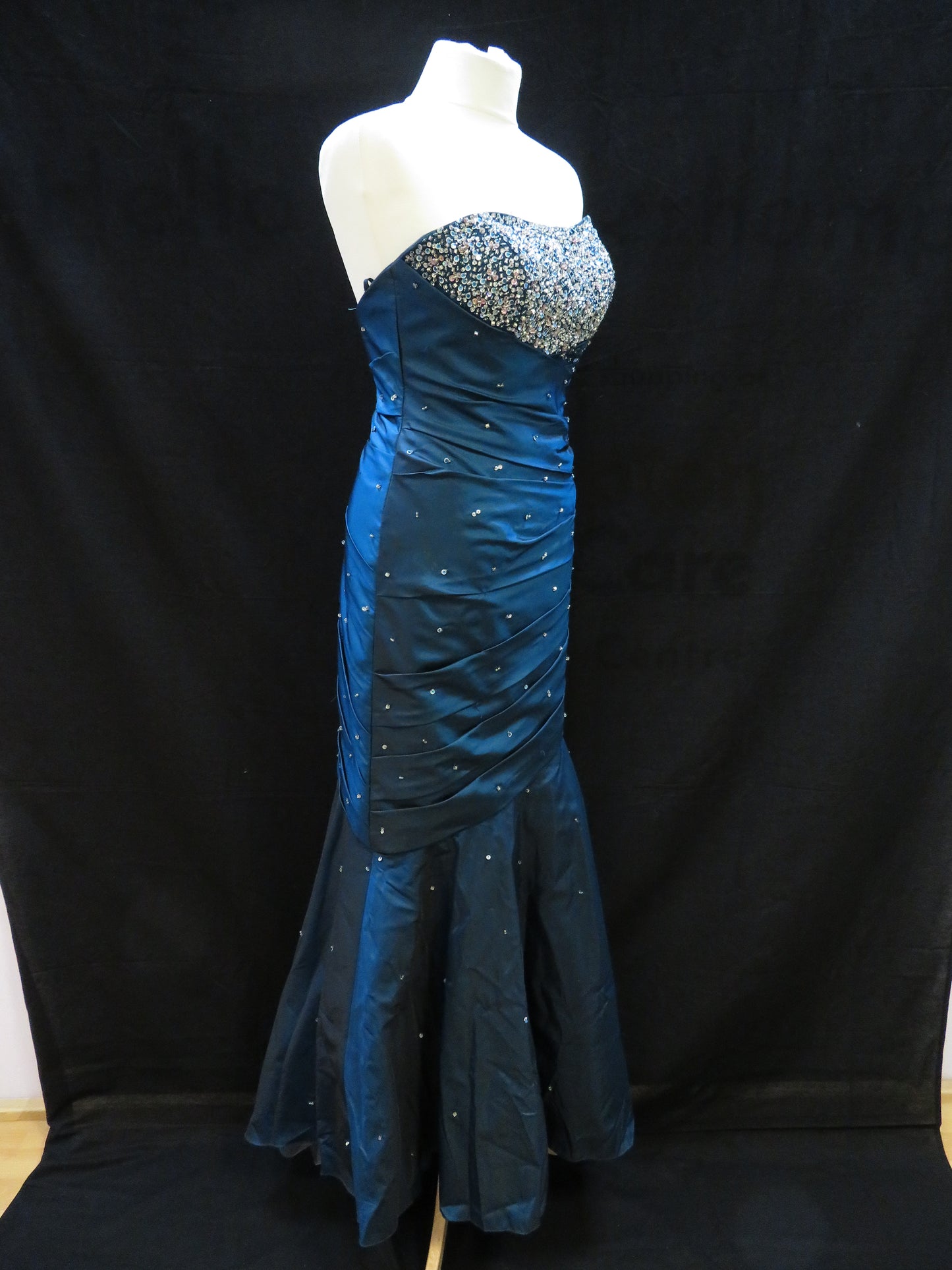 Mori Lee - Strapless Fit-and-Flare Blue Evening gown