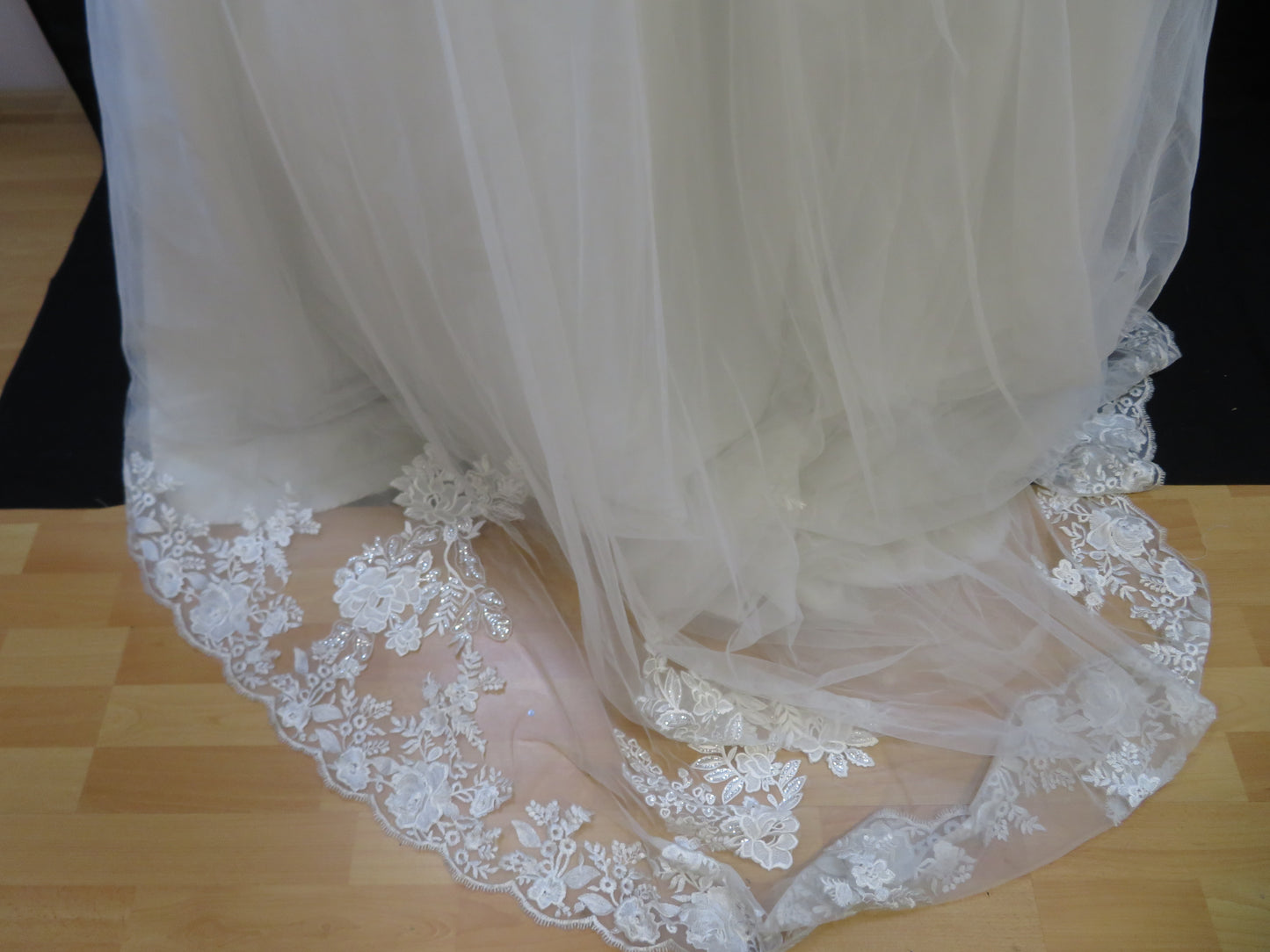 White Classic Wedding Dress
