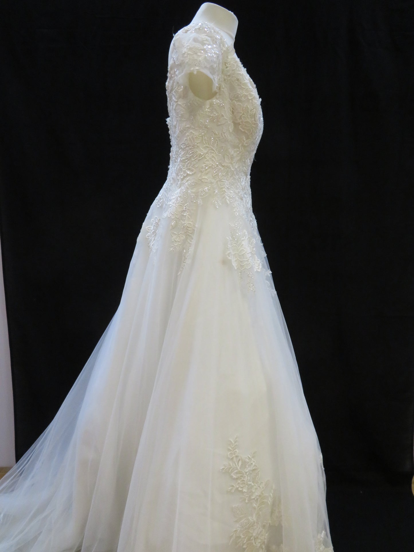 White Classic Wedding Dress