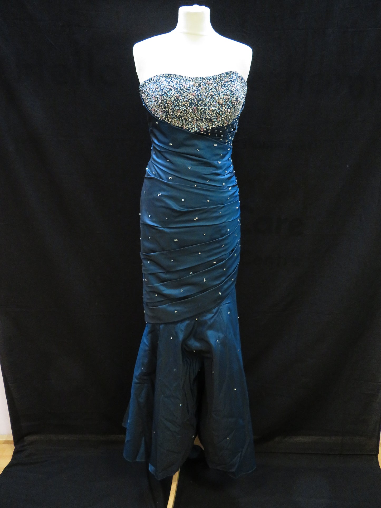 Mori Lee - Strapless Fit-and-Flare Blue Evening gown