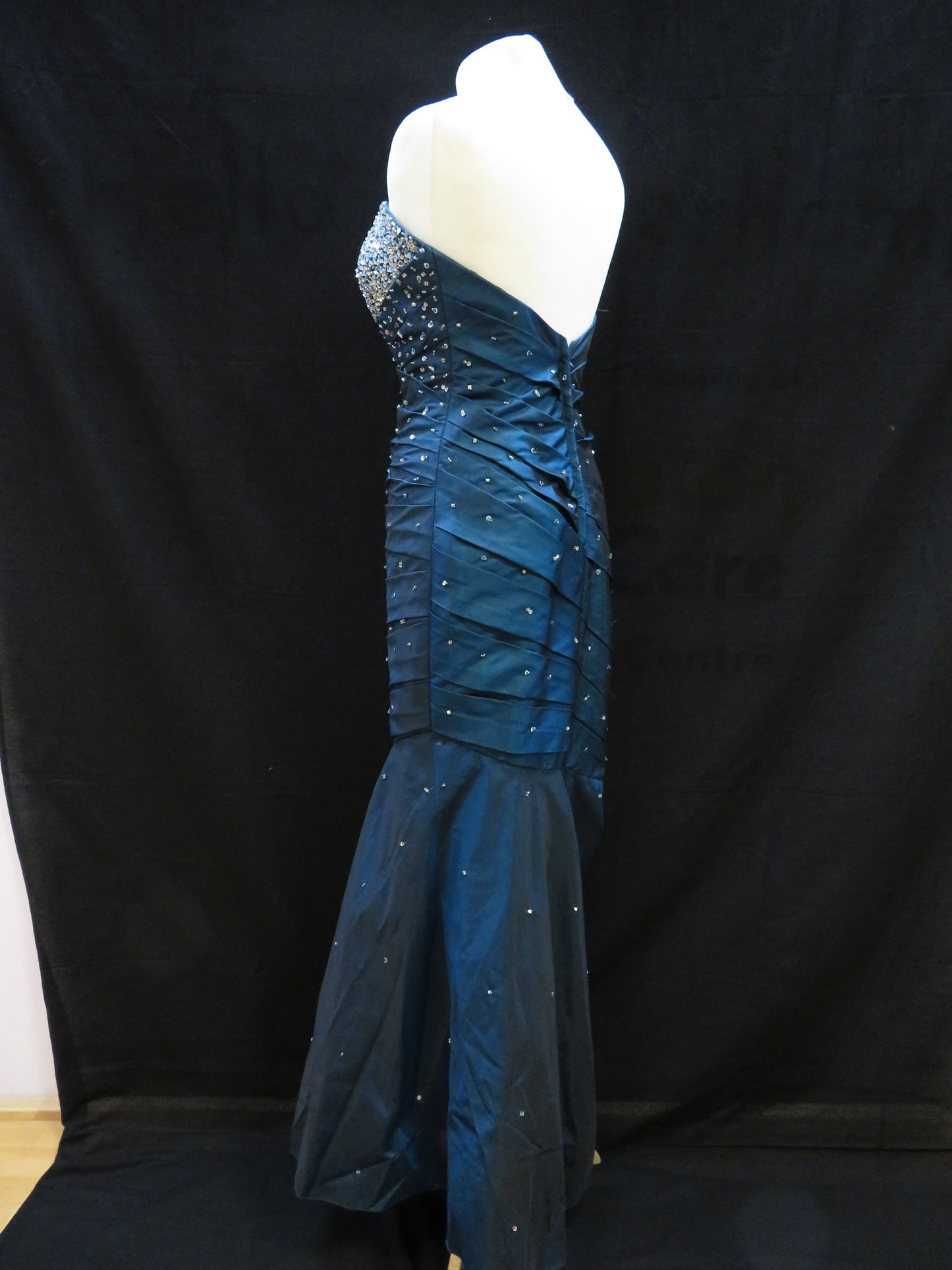 Mori Lee - Strapless Fit-and-Flare Blue Evening gown