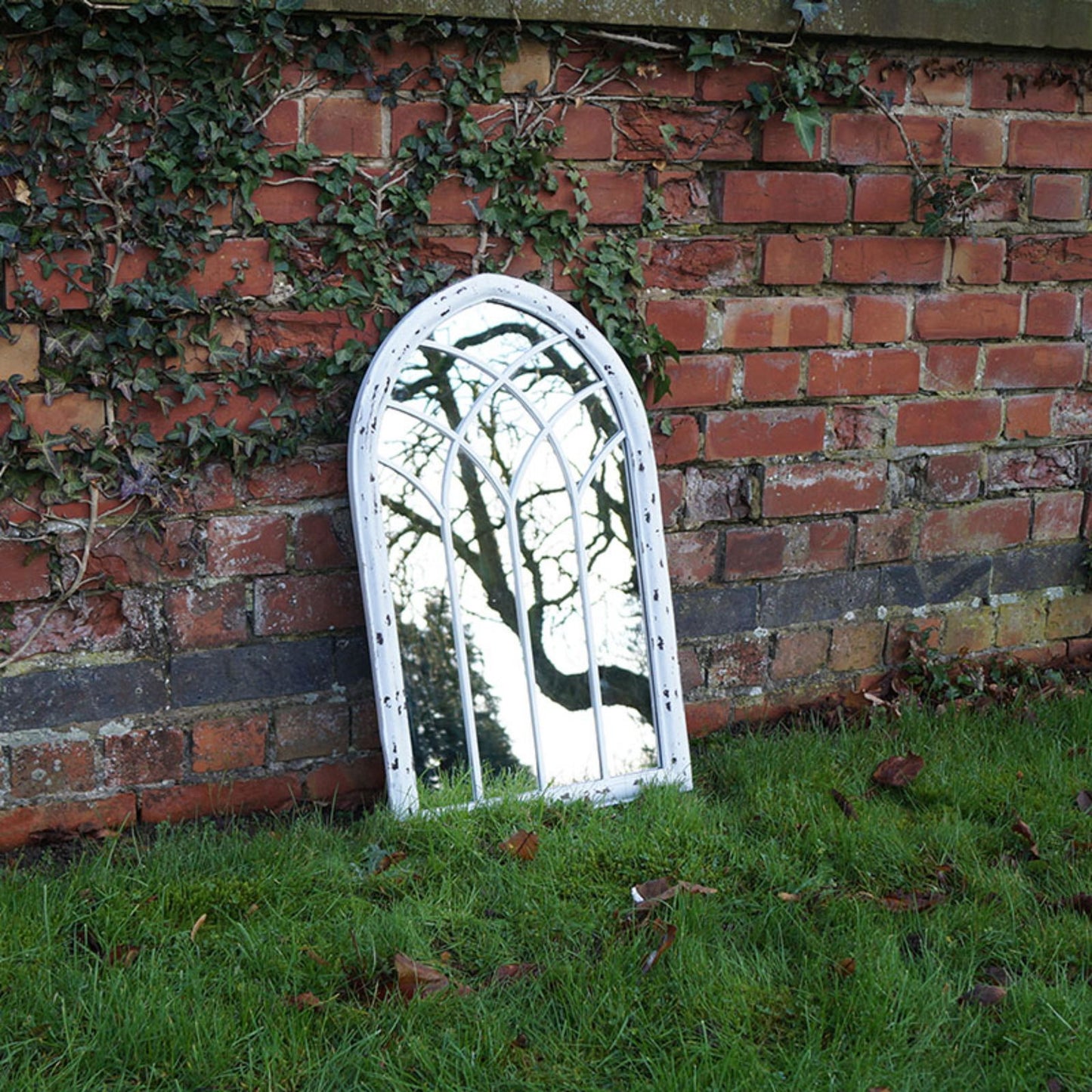 Small White Vintage Arched Mirror - 73cm